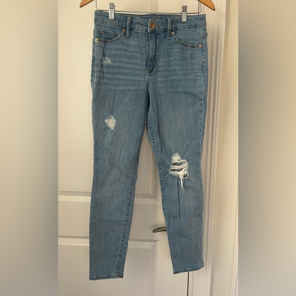 Universal Thread high rise skinny jeans Sz. 6 (28R) NWOT